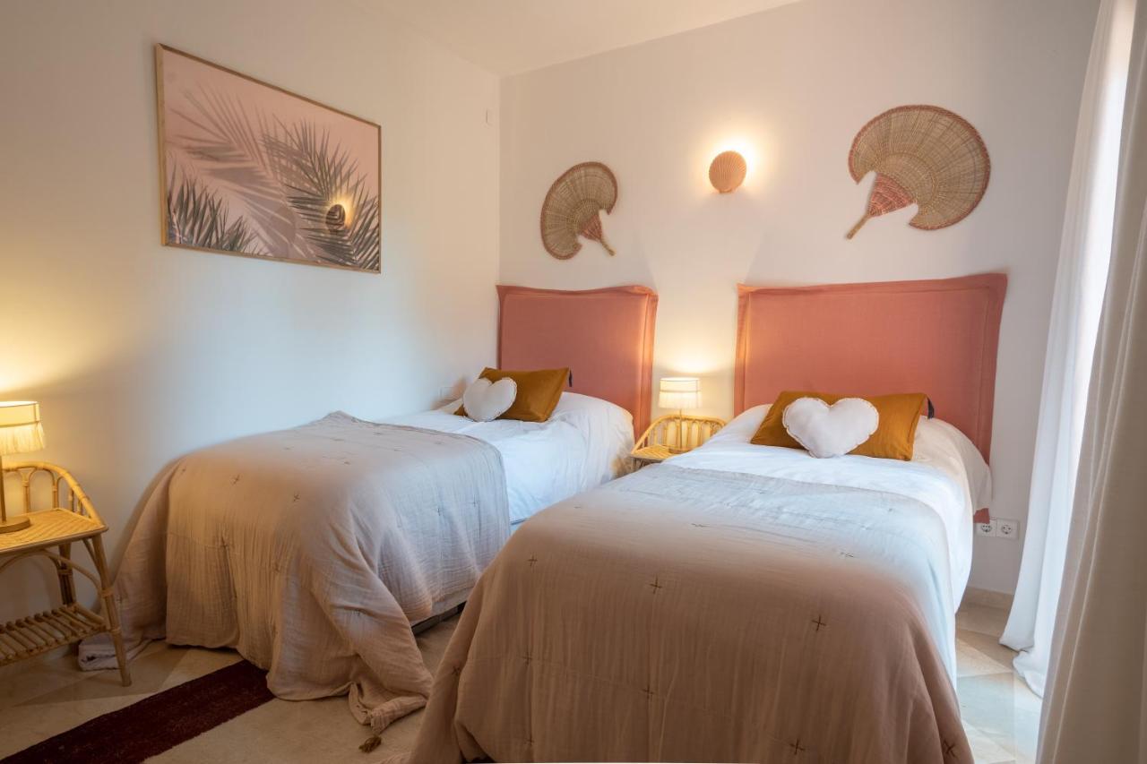 3+1 Bed Apartment, 100m Away From The * Marbella