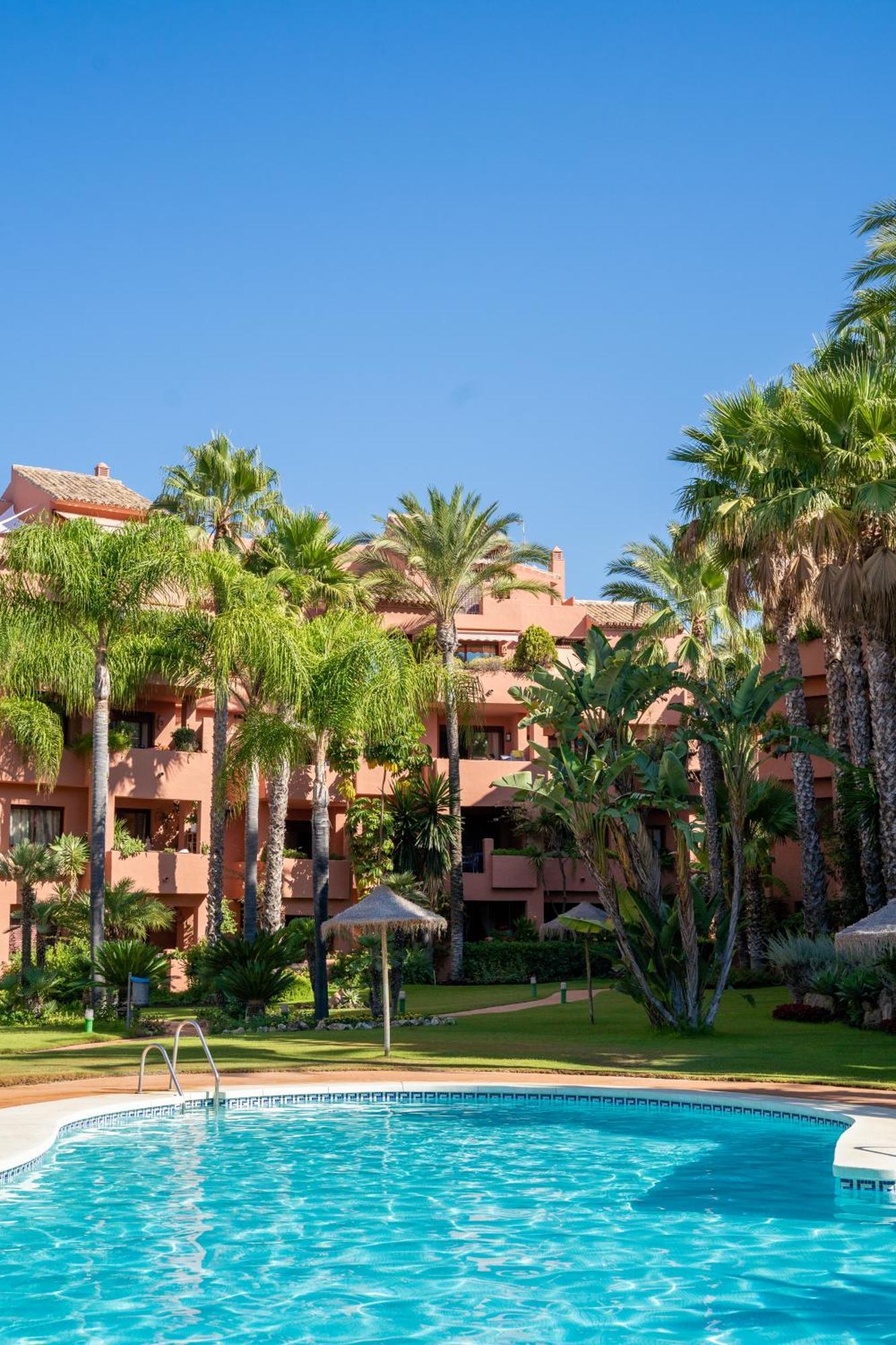 Apartment 3+1 Bed Apartment, 100m Away From The *